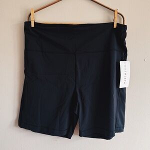 NWT Athleta 2X Ultimate Stash 7" Pocket Bike Shorts in Black